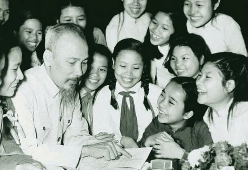 Chủ tịch Hồ Chí Minh là nhà giáo dục vĩ đại nhất trong thời hiện đại