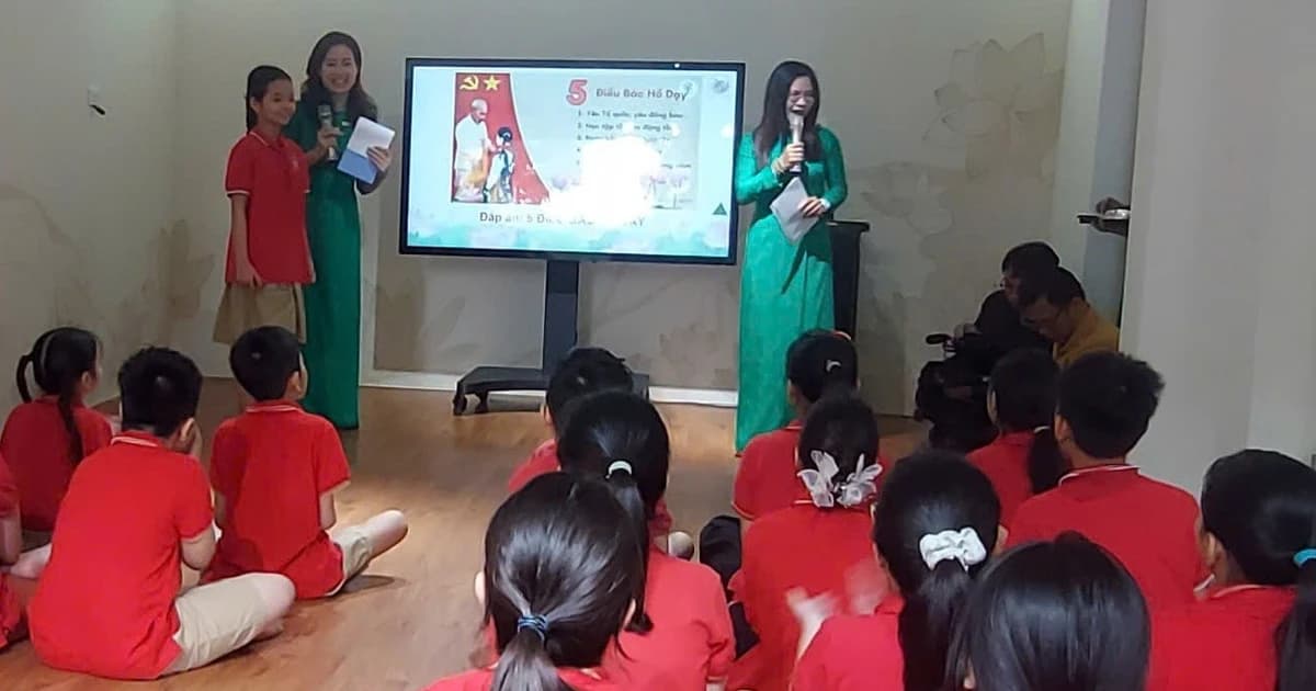 Giáo dục di sản từ hiện vật kể chuyện