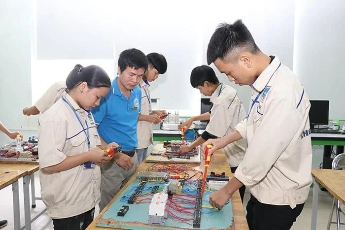 Giáo dục nghề nghiệp bứt phá từ quyền tự chủ toàn diện