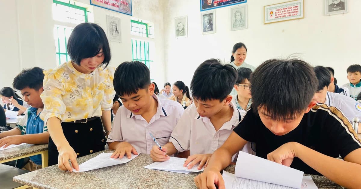 Mở lối tương lai cho học sinh qua công tác tư vấn hướng nghiệp