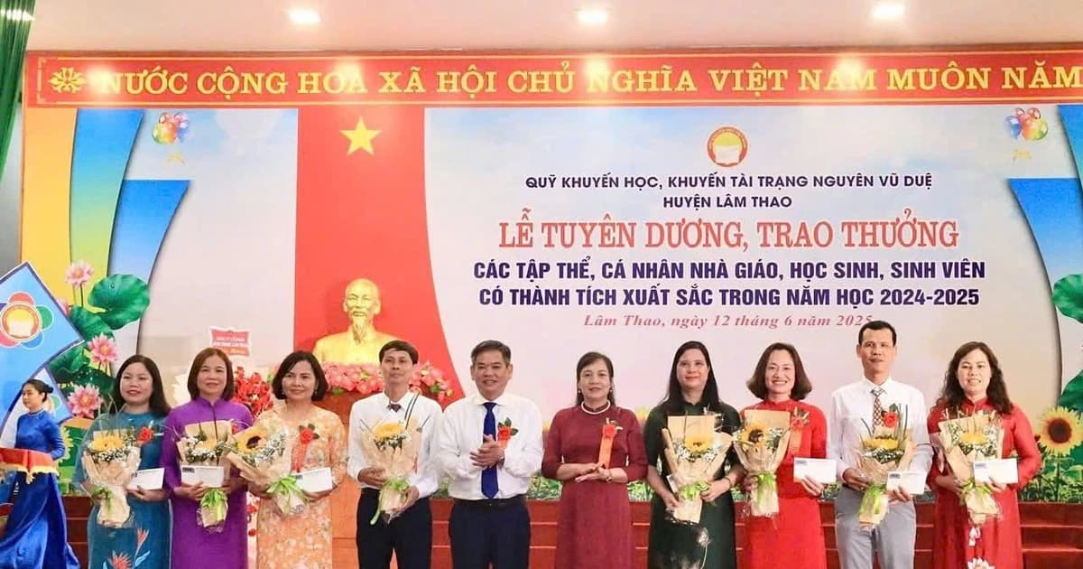 Nhìn Hà Nội từ những trang sách, nét vẽ và ký ức