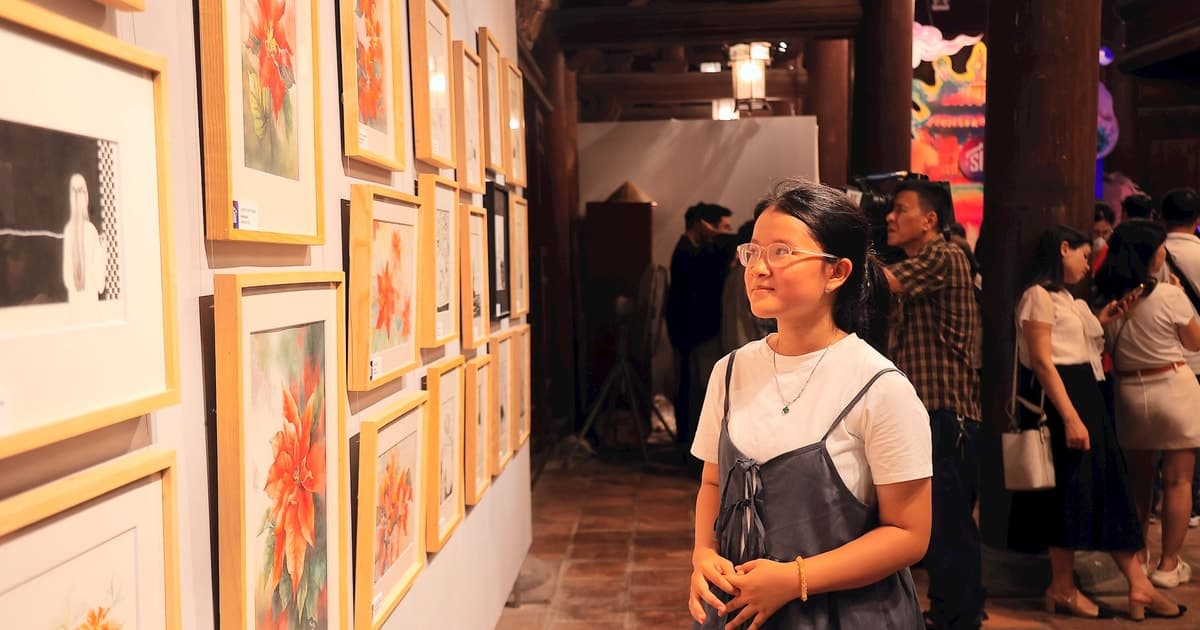 Triển lãm tranh 'Sĩ tử 2': Hành trình nghệ thuật tiếp thêm động lực cho mùa thi