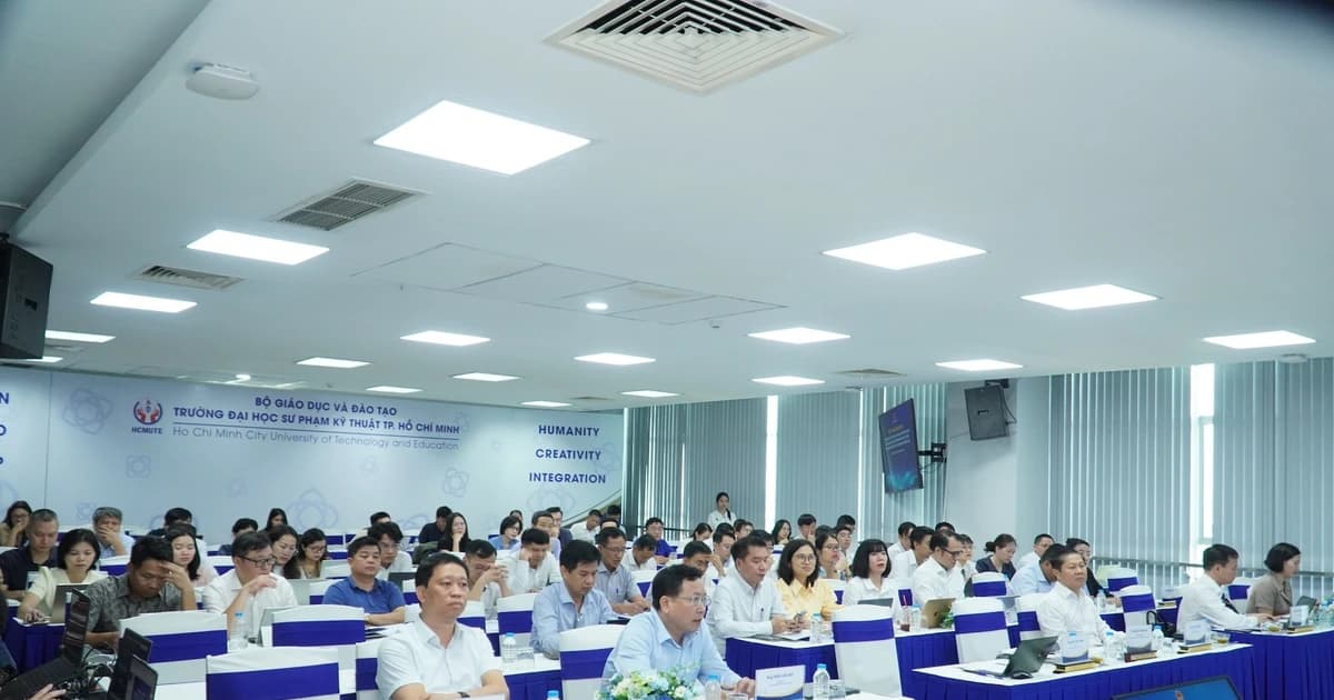 ĐH Kinh tế TPHCM xây dựng 3 trụ cột, triển khai 4 nghị quyết của Bộ Chính trị