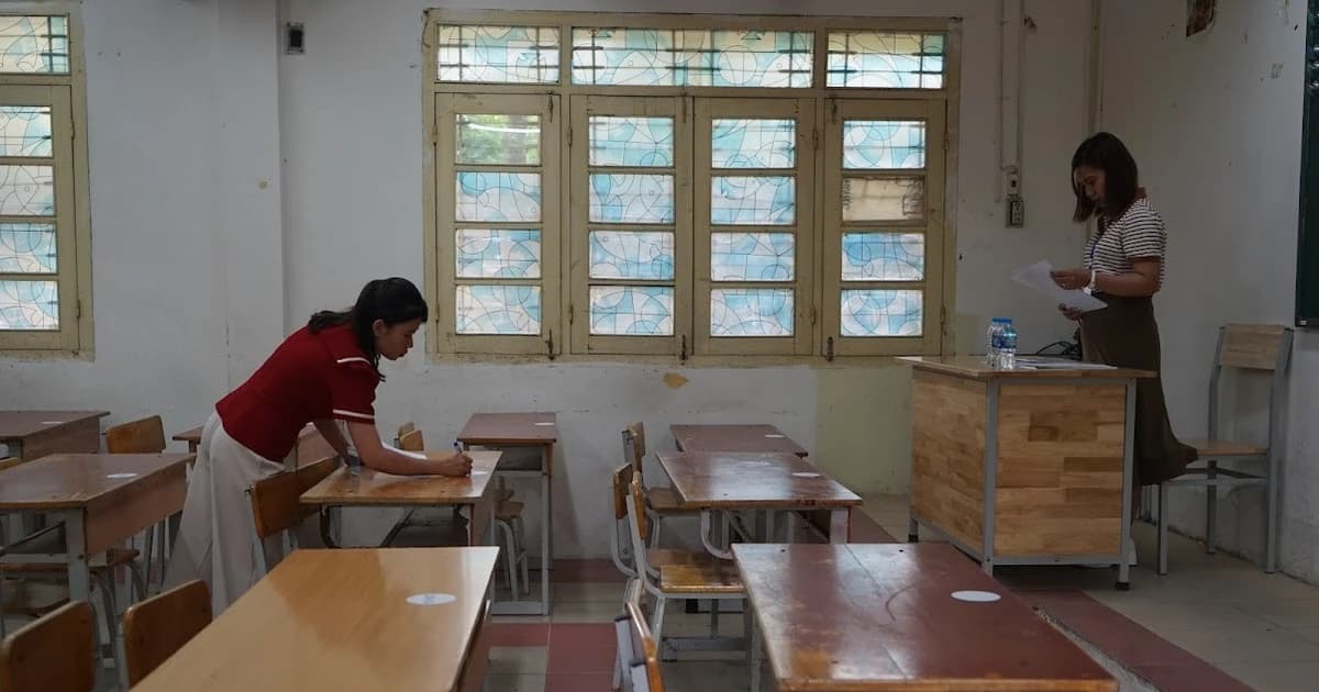 Toàn bộ nhiệm vụ cán bộ coi thi tốt nghiệp THPT 2025 cần lưu ý