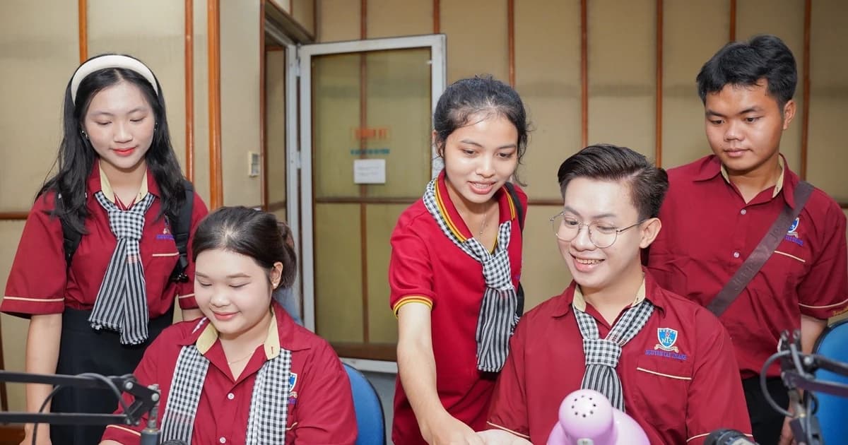 Học kỳ hè - cơ hội hay thêm áp lực?
