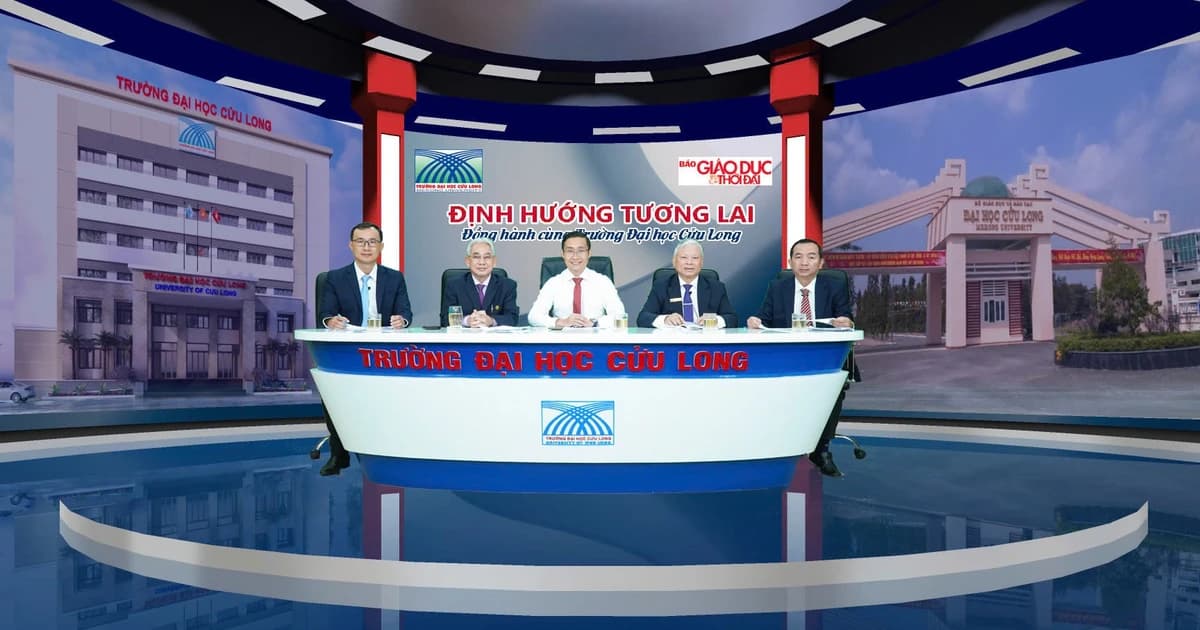 Tư vấn tuyển sinh trực tuyến: Định hướng tương lai khối ngành KHXH&NV
