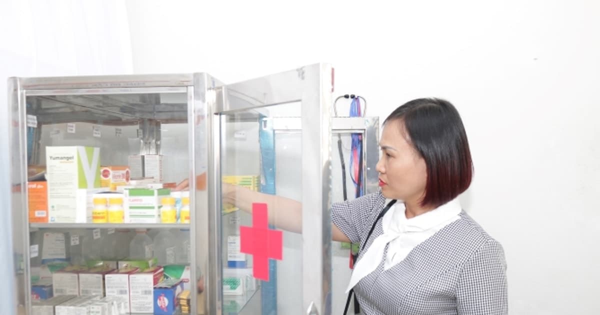 Từ năm 2026, nhân viên y tế trường học không qua đào tạo sẽ bị “chốt cửa” hành nghề