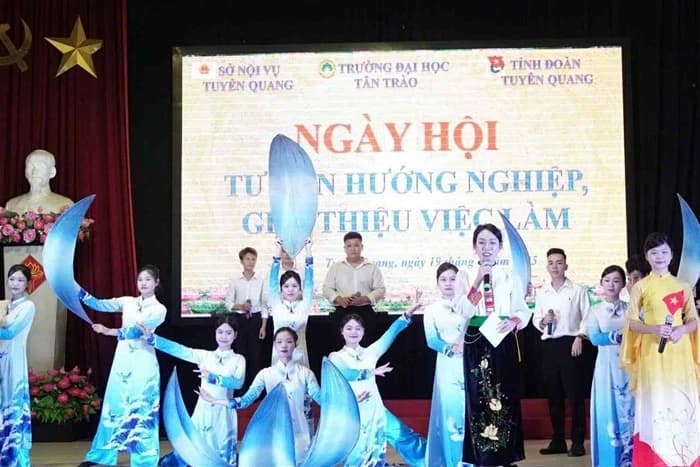 Ổn định tổ chức để vận hành hiệu quả trường học sau sắp xếp