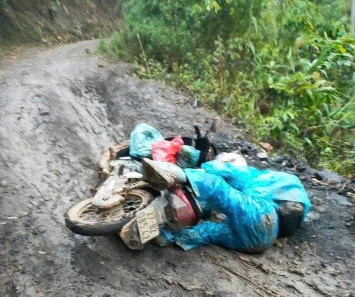 Hành trình lên lớp mùa 'ngã xe' của cô giáo vùng cao