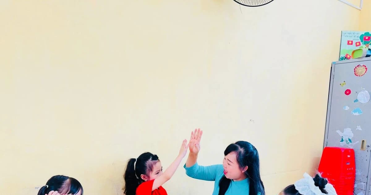 Học sinh Tuyên Quang nô nức tựu trường