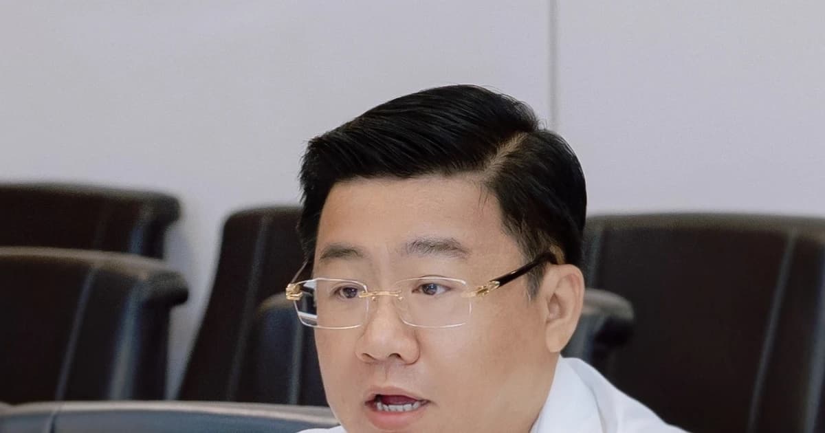 GS.TS Nguyễn Khắc Quốc Bảo giữ chức Chủ tịch Hội đồng Đại học Kinh tế TPHCM