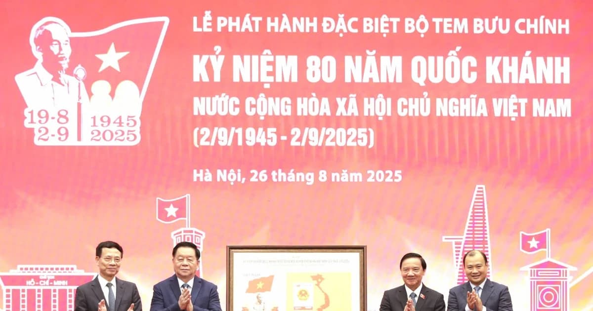 Phát hành bộ tem đặc biệt kỷ niệm 80 năm Quốc khánh