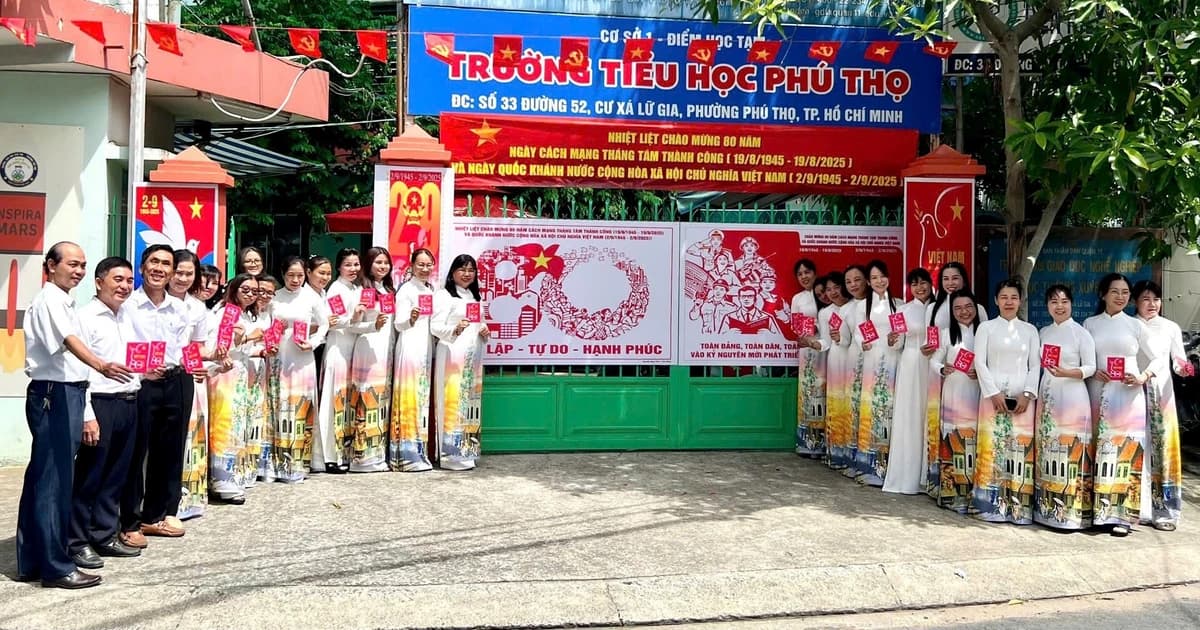 Trường học TPHCM tổ chức hoạt động ý nghĩa chào mừng ngày Quốc khánh 2/9
