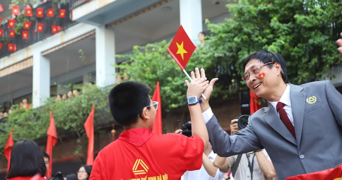 Lễ khai giảng 'Công dân số - Trường học số' tại Trường THCS-THPT Lương Thế Vinh