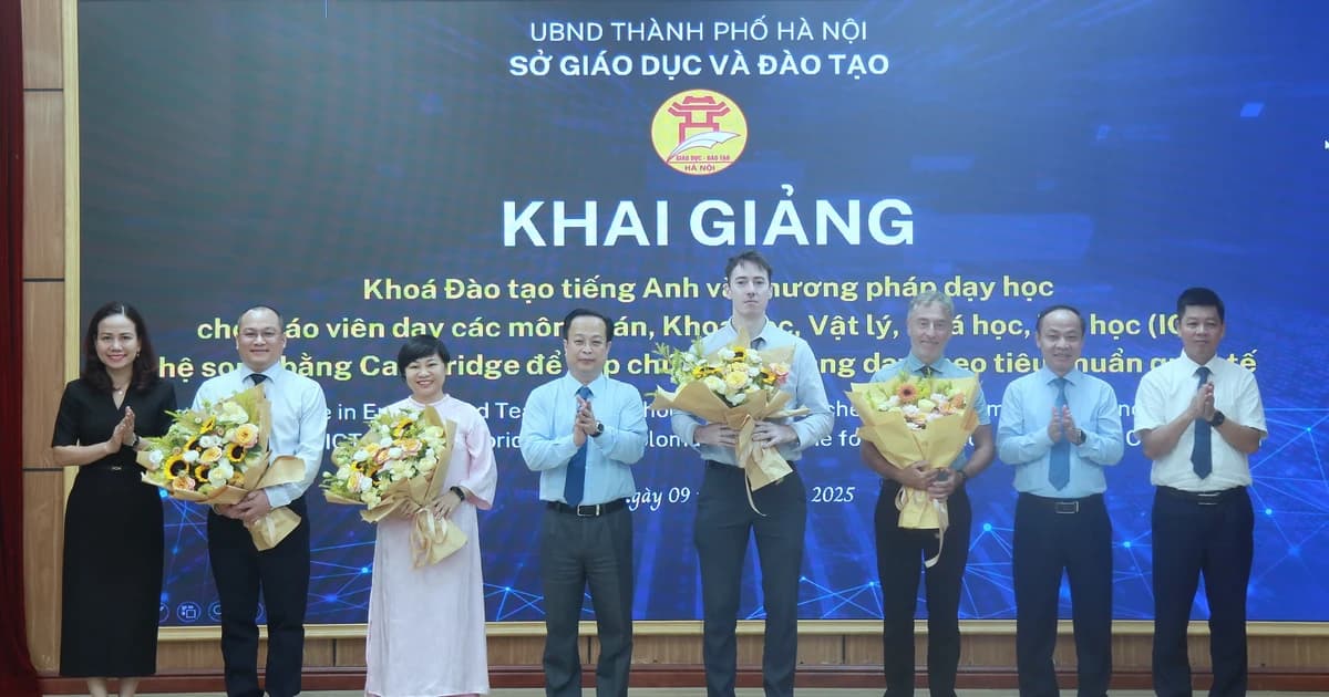 Hà Nội nâng cao trình độ giáo viên dạy học bằng tiếng Anh
