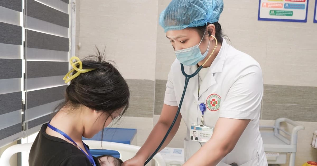 Nhập viện cấp cứu vì 'bài thuốc dân gian' chữa rết cắn