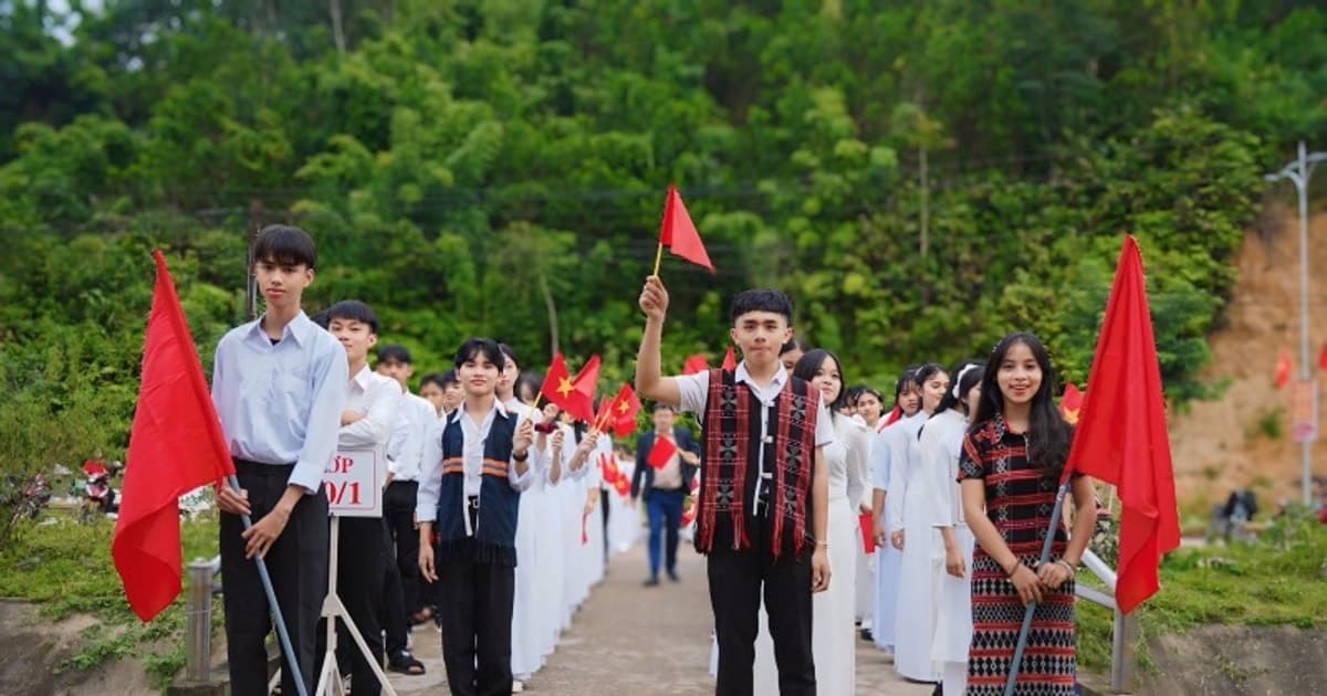 Thưởng viên chức năm 2024 tính theo năm học hay theo 6 tháng cuối năm?