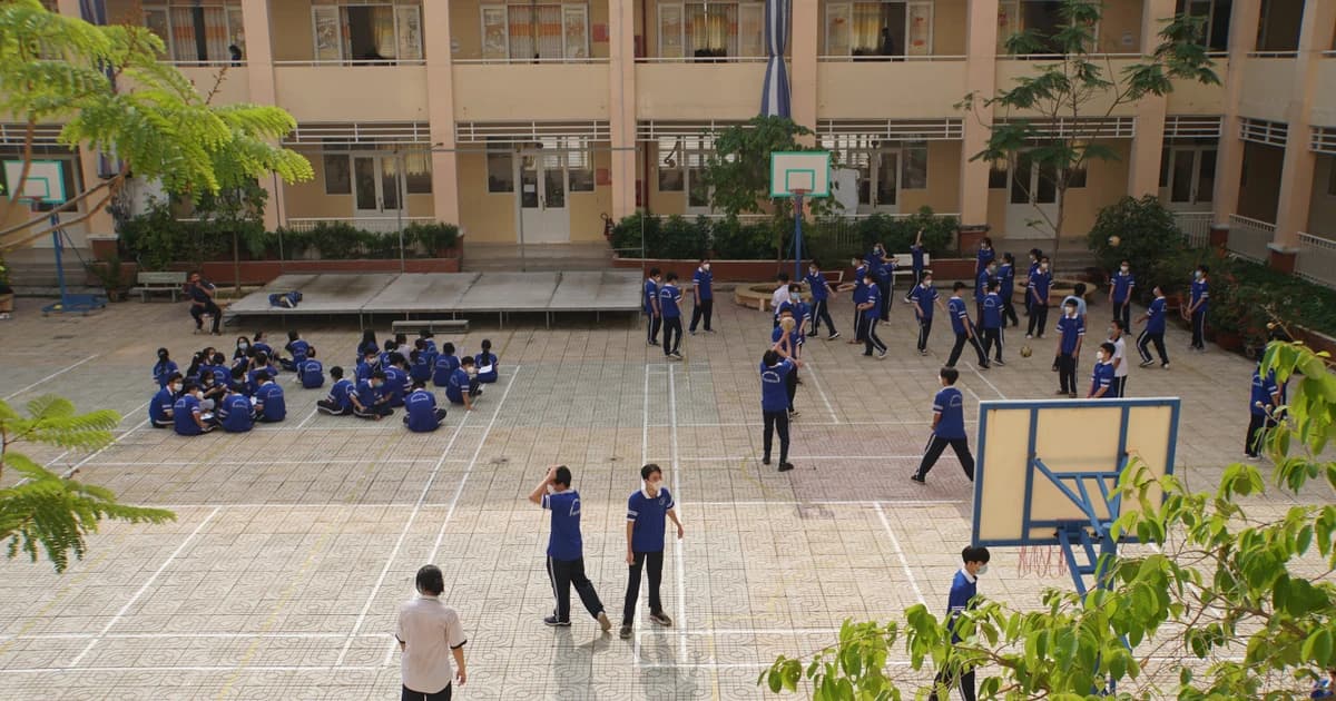 TPHCM thí điểm 'giờ ra chơi không điện thoại di động' từ đầu năm 2026