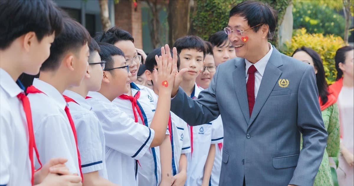 Kỷ luật học đường thời 4.0: Nhân văn đến đâu, an toàn thế nào?