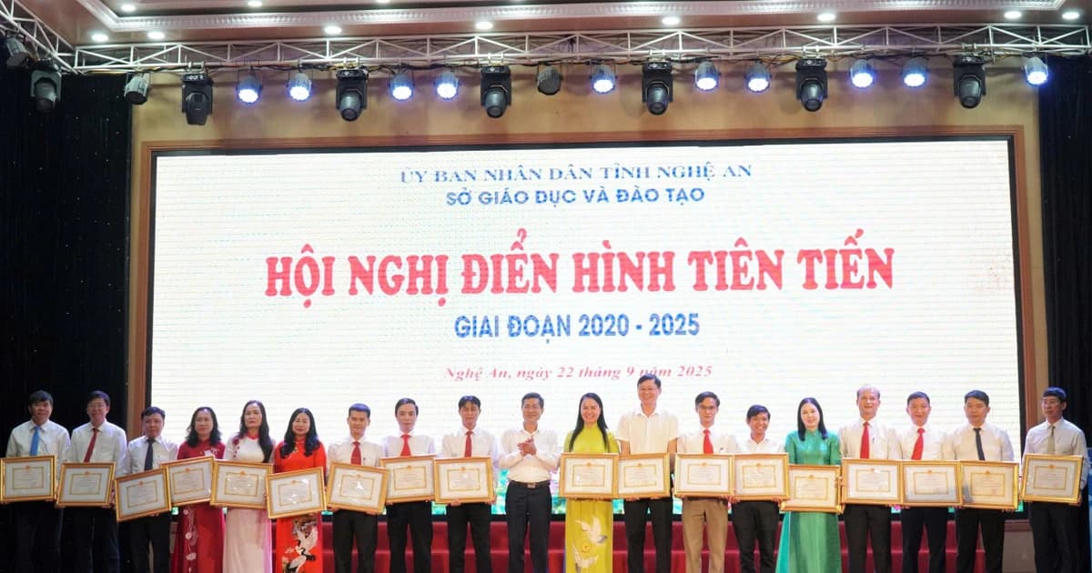 Tôn vinh điển hình tiên tiến ngành Giáo dục Nghệ An giai đoạn 2020-2025