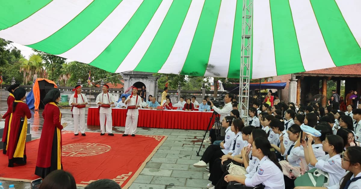 Đưa nghệ thuật dân gian đến gần với học sinh tỉnh Phú Thọ