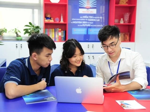Gỡ khó công tác tư vấn học đường