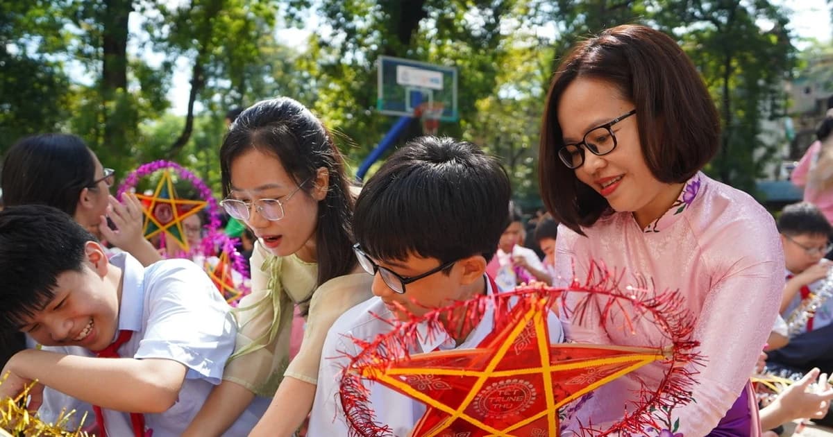Học sinh Thủ đô trải nghiệm 'Mùa trăng yêu thương' năm 2025