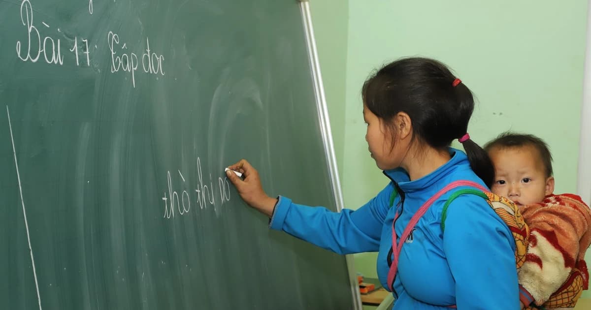 Xóa mù chữ, phổ cập giáo dục là nền tảng cho mục tiêu xây dựng xã hội học tập
