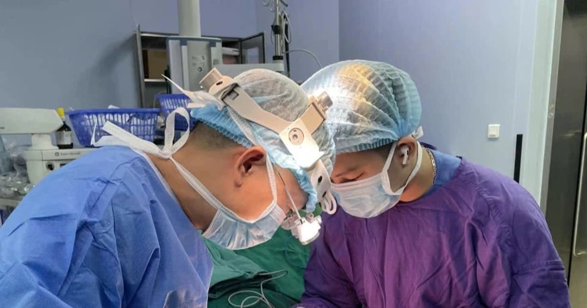 Cô gái 21 tuổi đi khám, bác sĩ bất ngờ phát hiện giới tính thật là nam