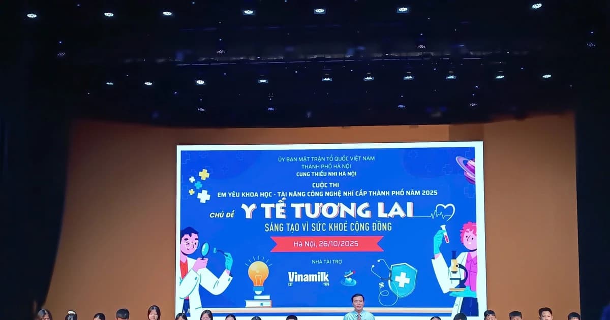 Hàng trăm thí sinh hào hứng tham gia 'Em yêu khoa học-Tài năng công nghệ nhí 2025'