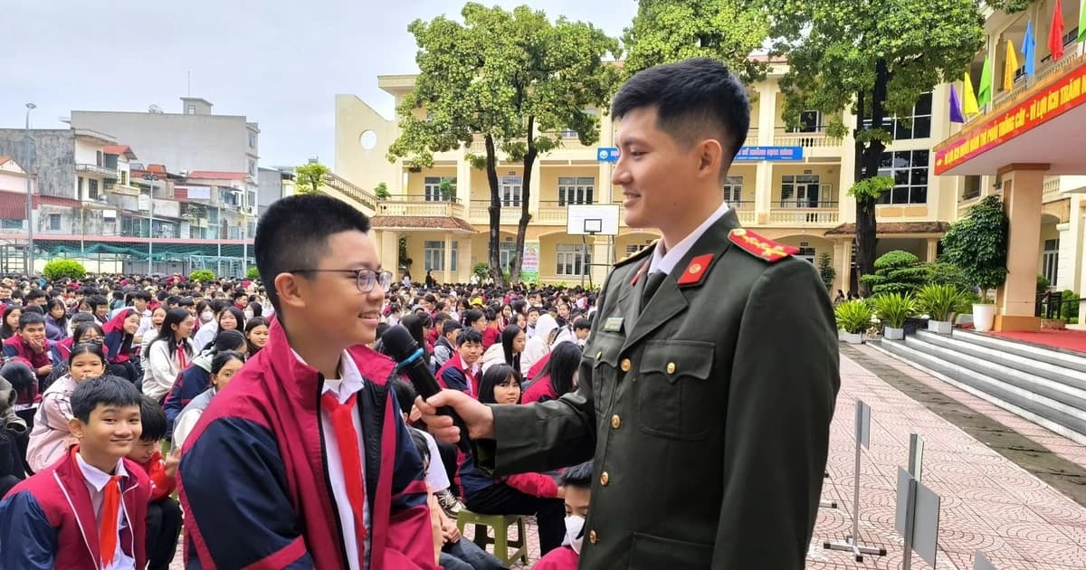 Giúp học sinh phòng, chống rủi ro trên không gian mạng