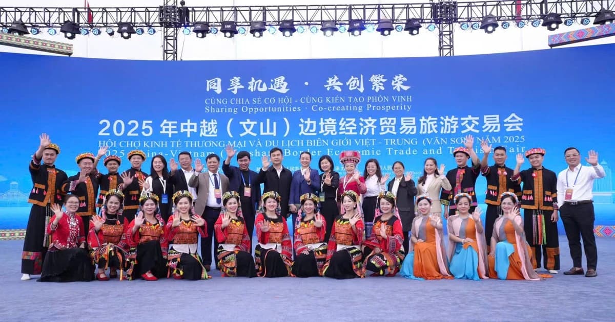 Tuyên Quang đẩy mạnh hợp tác du lịch vùng biên giới