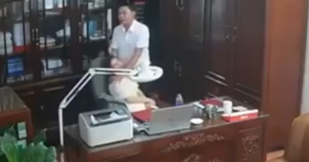 Sở GD&ĐT Ninh Bình lên tiếng về clip lan truyền liên quan 'thầy giáo' thân mật trong phòng làm việc với nhiều phụ nữ