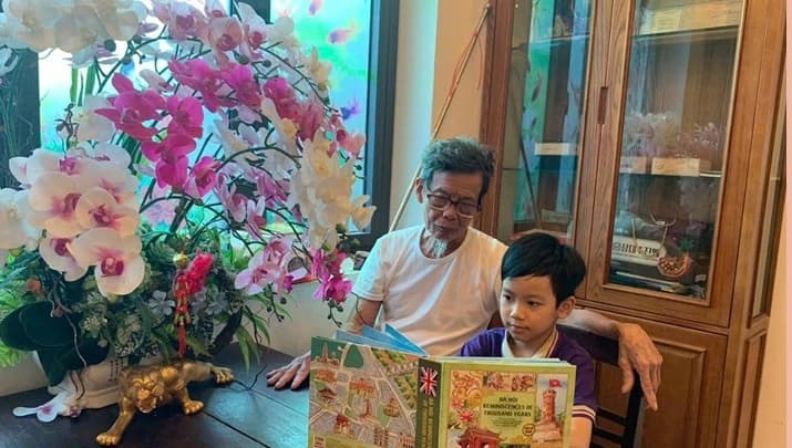 Người thầy đầu tiên