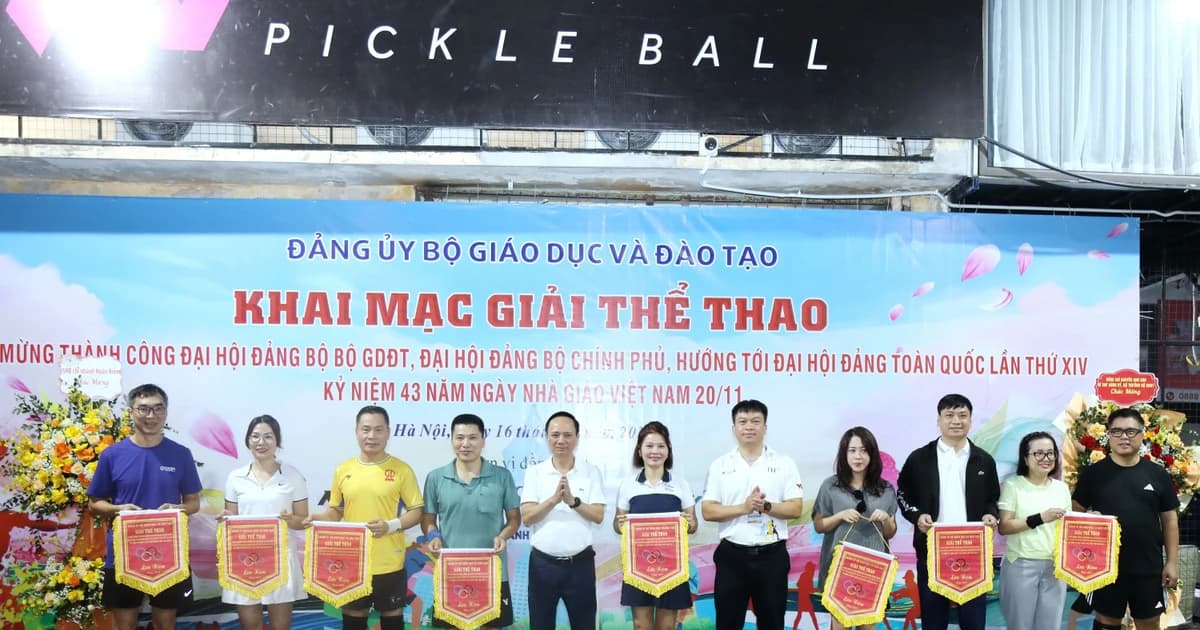 Đảng ủy Bộ GD&ĐT khai mạc giải thể thao kỷ niệm Ngày Nhà giáo Việt Nam