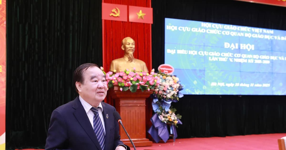 Phát huy vai trò của các cựu giáo chức trong kỷ nguyên mới