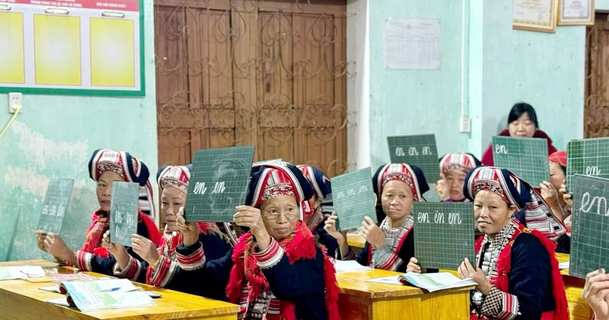 Hiệu quả kép của lớp học xóa mù chữ tại các xã vùng cao ở Tuyên Quang