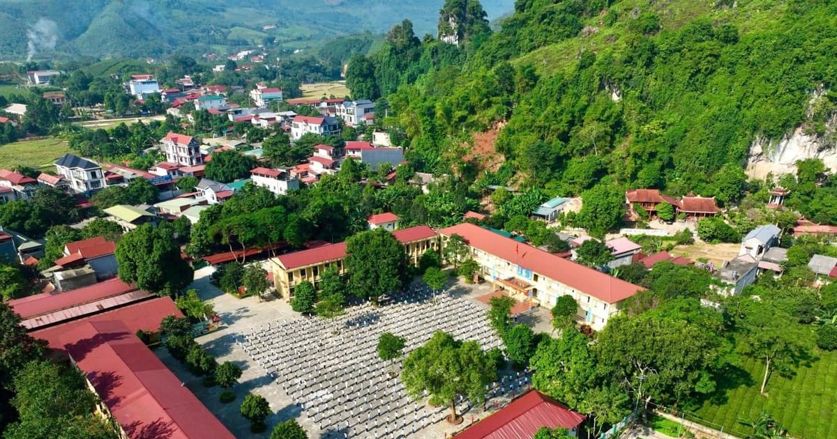 Dành nhiều quan tâm cho giáo dục vùng đồng bào dân tộc thiểu số