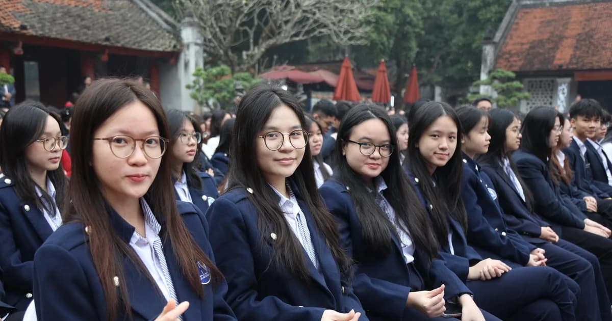 Hà Nội gặp mặt, động viên 247 học sinh dự kỳ thi học sinh giỏi quốc gia