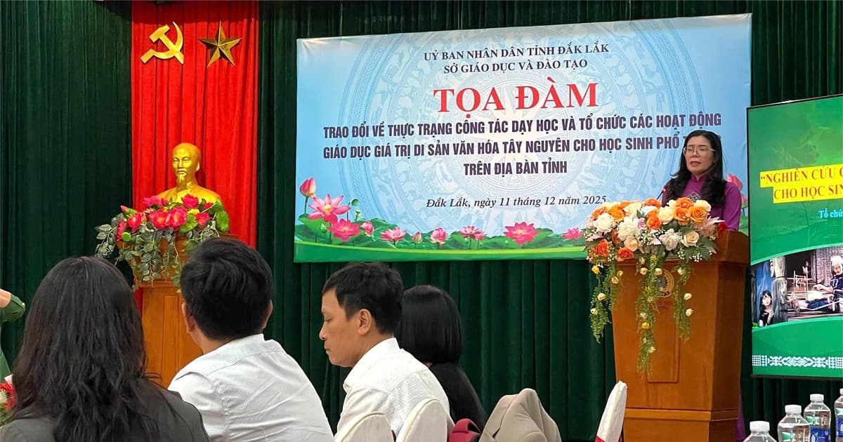 Bàn giải pháp giáo dục giá trị di sản văn hoá Tây Nguyên trong trường phổ thông