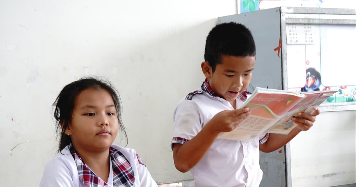 Siết trách nhiệm hoàn thành 9 năm học bắt buộc