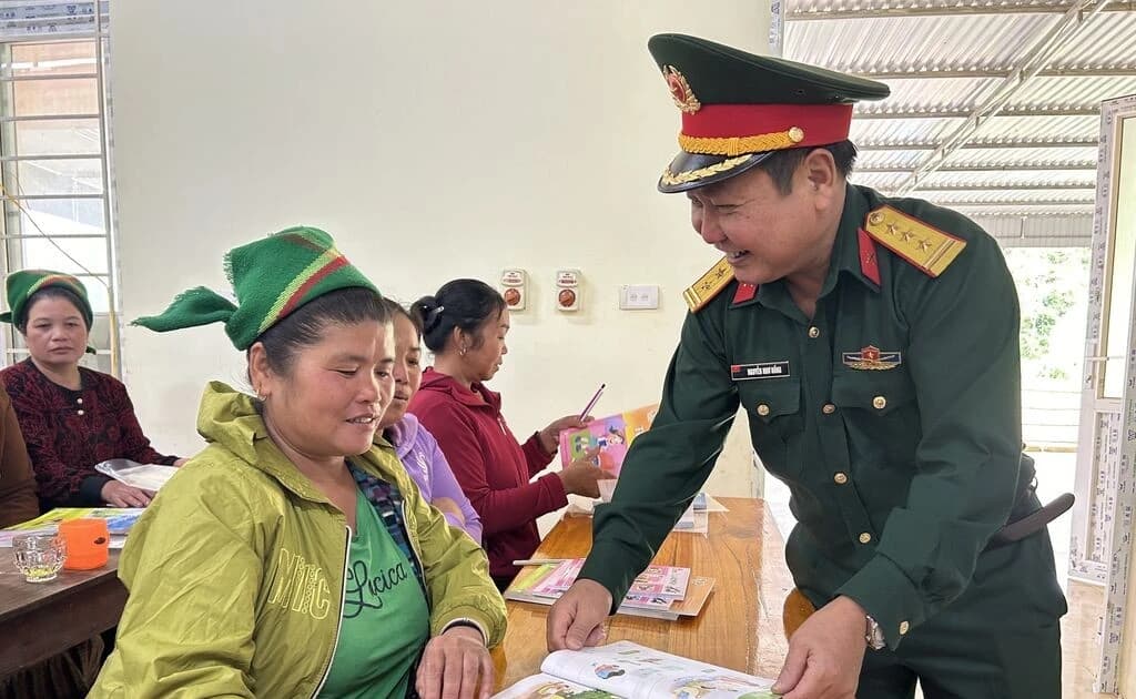 Nỗ lực xóa mù chữ ở vùng đồng bào dân tộc thiểu số Nghệ An