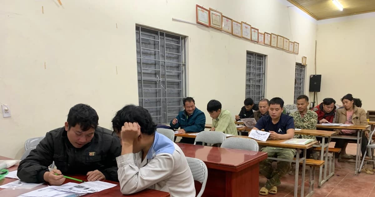 Xoá mù chữ - chìa khoá mở cánh cửa thoát nghèo