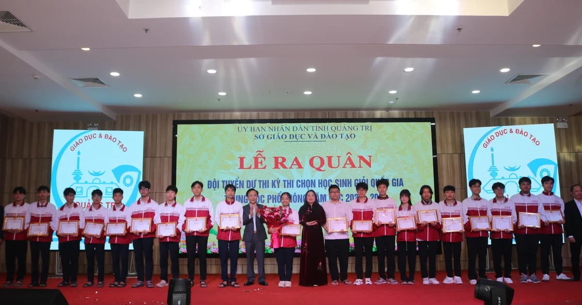 Tạo sân chơi bổ ích về quốc phòng và an ninh cho học sinh Quảng Trị