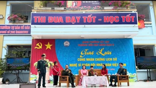 Bài học sống động về truyền thống yêu nước cho học sinh từ nhân chứng lịch sử