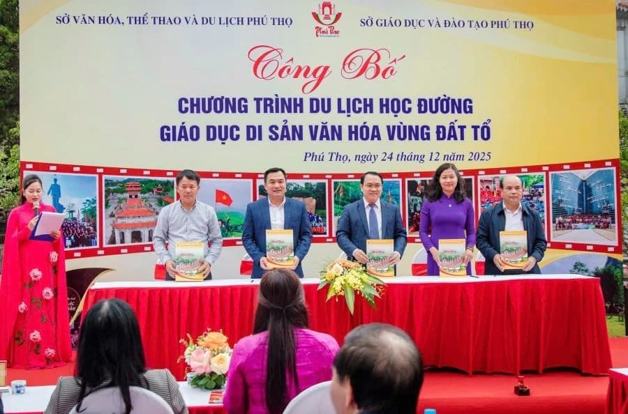 Phú Thọ công bố ‘Chương trình Du lịch học đường giáo dục di sản vùng đất Tổ’