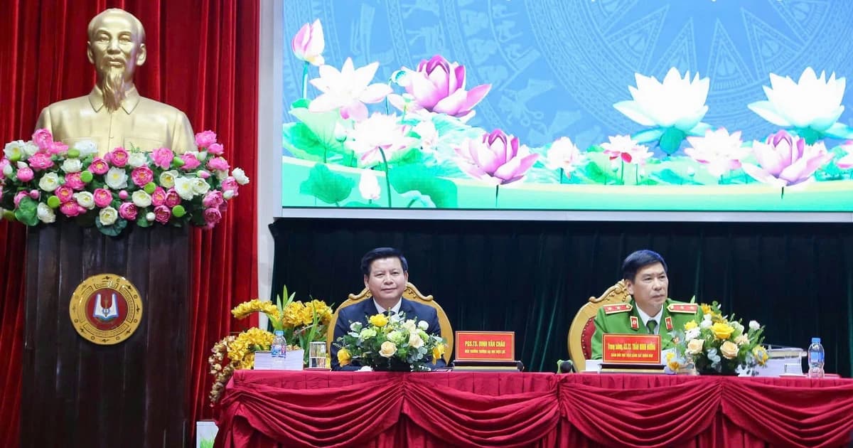 Ấn tượng ngôi trường có 252 lượt học sinh đỗ chuyên