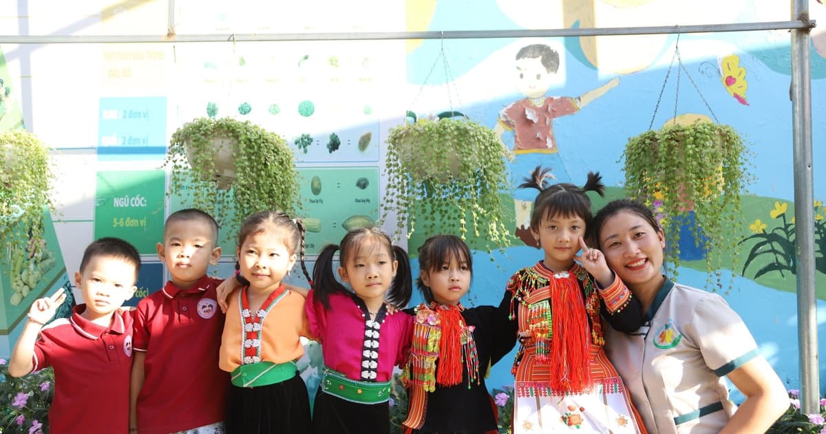 Lần đầu tiên giáo viên công lập được thưởng Tết như 'lương tháng 13'