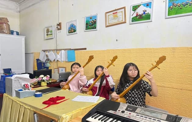 Xây dựng môi trường giáo dục giàu tính nhân văn, đậm đà bản sắc