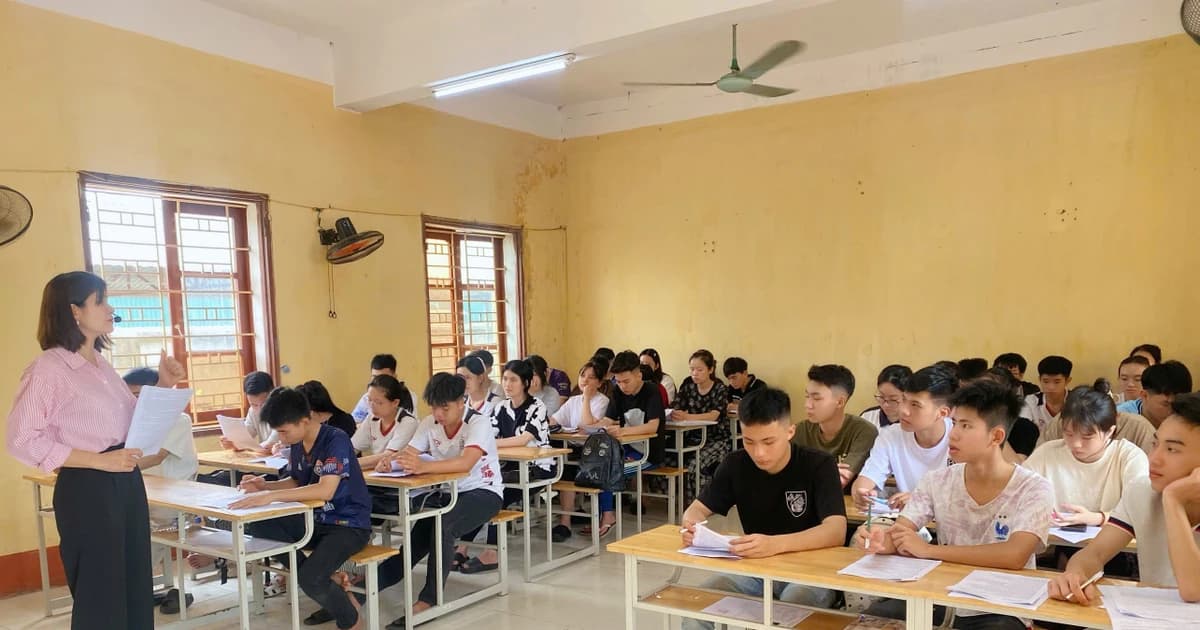 Giải pháp xây dựng môi trường giáo dục truyền cảm hứng